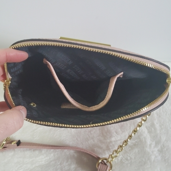 STEVE Madden Blush Pink Gold Chain Faux Leather Crossbody Bag Purse - Picture 12 of 14